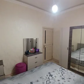 In Baku 70.0 m² house with 3.0 rooms is for sale - Image 4