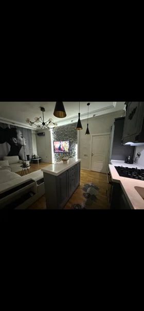 In Baku 80.0 m² apartment is for rent - Image 3