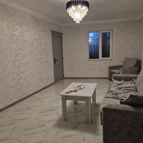 In Baku 76.0 m² apartment is for sale - Image 2