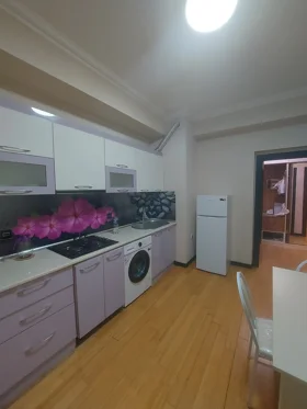 In Baku 100.0 m² apartment is for rent - Image 5