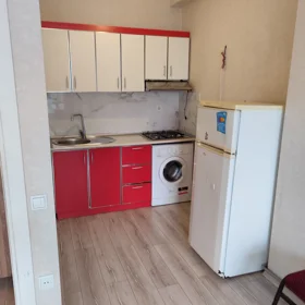 In Baku 43.0 m² apartment is for rent - Image 3