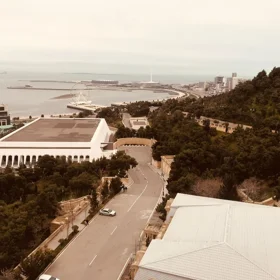 In Baku 80.0 m² apartment is for rent - Image 2