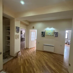 In Khirdalan 95.0 m² apartment is for sale - Image 2