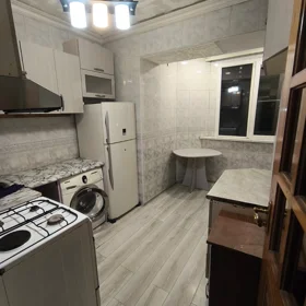 In Baku 80.0 m² apartment is for rent - Image 4