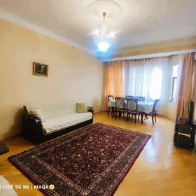 In Baku 120.0 m² apartment is for rent - Image 3