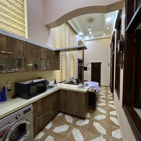 In Baku 70.0 m² apartment is for rent - Image 2