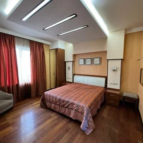 In Baku 145.0 m² apartment is for sale - Image 5