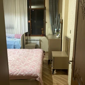 In Baku 75.0 m² apartment is for sale - Image 4