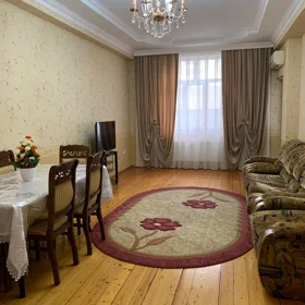 In Baku 75.0 m² apartment is for rent - Image 2