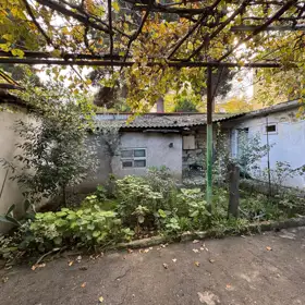 In Baku nan acre land is for sale - Image 2