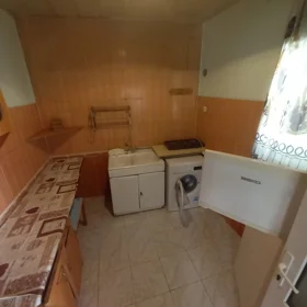 In Baku 45.0 m² house with 2.0 rooms is for rent - Image 4