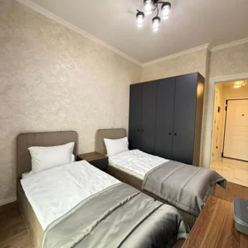 In Baku nan m² apartment is for sale - Image 5