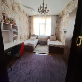 In Baku nan m² apartment is for sale - Image 2