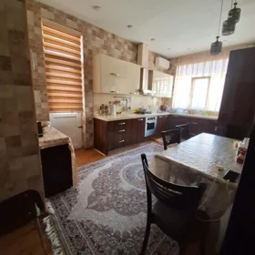 In Baku nan m² apartment is for sale - Image 3
