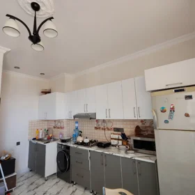 In Baku 108.0 m² apartment is for sale - Image 4