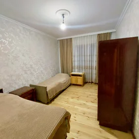 In Baku 85.0 m² apartment is for sale - Image 2