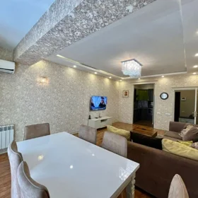 In Baku 80.0 m² apartment is for rent - Image 5
