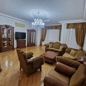 In Baku 143.0 m² apartment is for rent - Image 4