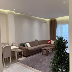 In Baku 90.0 m² apartment is for sale - Image 2