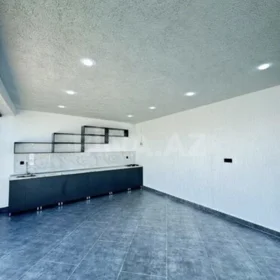 In Baku 180.0 m² house with 4.0 rooms is for sale - Image 4