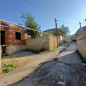 In Baku 90.0 m² house with 3.0 rooms is for sale - Image 4