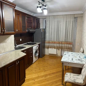 In Baku 135.0 m² apartment is for rent - Image 5