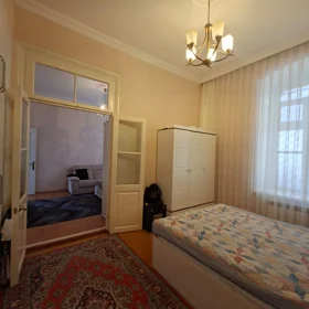 In Baku 130.0 m² apartment is for sale - Image 2