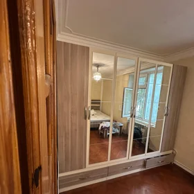 In Baku 40.0 m² apartment is for sale - Image 2