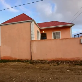 In Baku 85.0 m² house with 3.0 rooms is for sale - Image 4