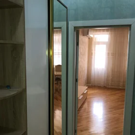 In Baku 100.0 m² apartment is for sale - Image 3