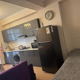 In Baku 70.0 m² apartment is for sale - Image 2