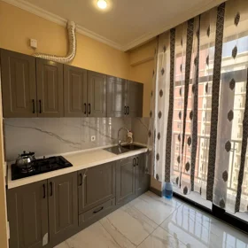 In Baku 70.0 m² apartment is for rent - Image 4