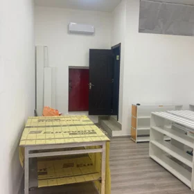 In Khirdalan 30.0 m² commercial is for rent - Image 2