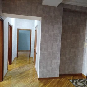 In Baku 105.0 m² apartment is for sale - Image 5