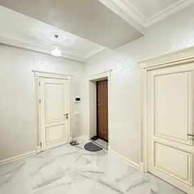 In Baku 95.0 m² apartment is for rent - Image 3