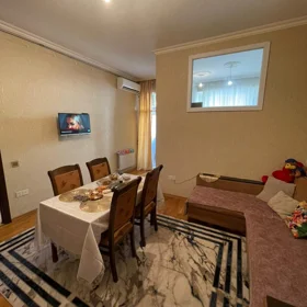 In Khirdalan 60.0 m² apartment is for sale - Image 2