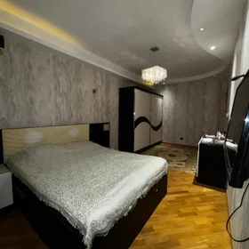 In Baku 95.0 m² apartment is for sale - Image 2