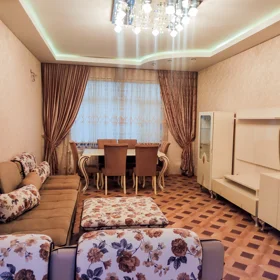 In Baku 130.0 m² apartment is for rent - Image 3