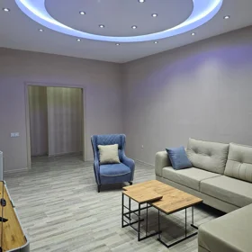 In Baku 110.0 m² apartment is for sale - Image 3