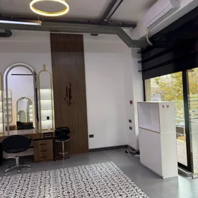 In Baku 88.0 m² commercial is for rent - Image 5