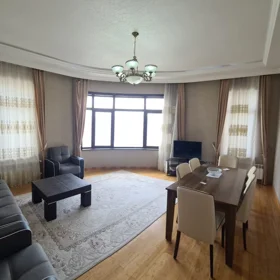 In Baku 110.0 m² apartment is for rent - Image 2