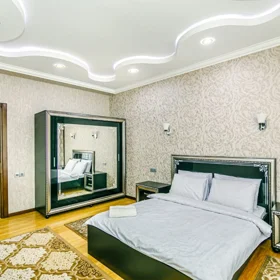 In Baku 156.0 m² apartment is for rent - Image 4