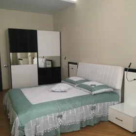 In Baku 115.0 m² apartment is for rent - Image 3