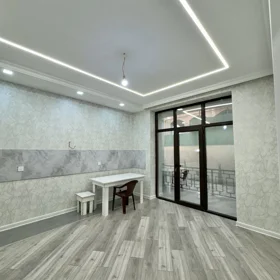 In Baku 200.0 m² house with 5.0 rooms is for sale - Image 5