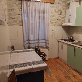 In Baku 120.0 m² house with 4.0 rooms is for sale - Image 4