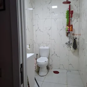 In Baku 53.0 m² apartment is for sale - Image 2