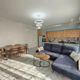 In Baku 111.0 m² house with 3.0 rooms is for rent - Image 4