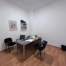 In Baku 111.0 m² office is for rent - Image 4