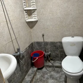 In Baku 40.0 m² apartment is for rent - Image 5