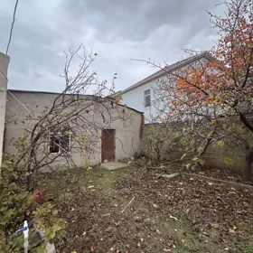 In Baku 10.0 m² house with 3.0 rooms is for sale - Image 3